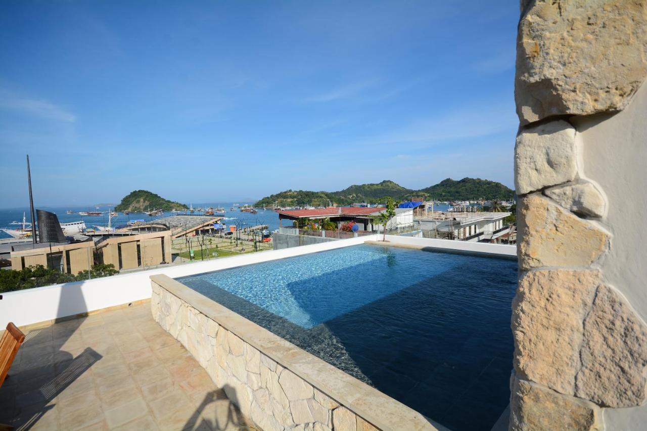 Harbour Komodo Hotel Лабуан-Баджо Екстер'єр фото